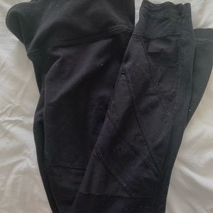 black cute lululemon leggings
